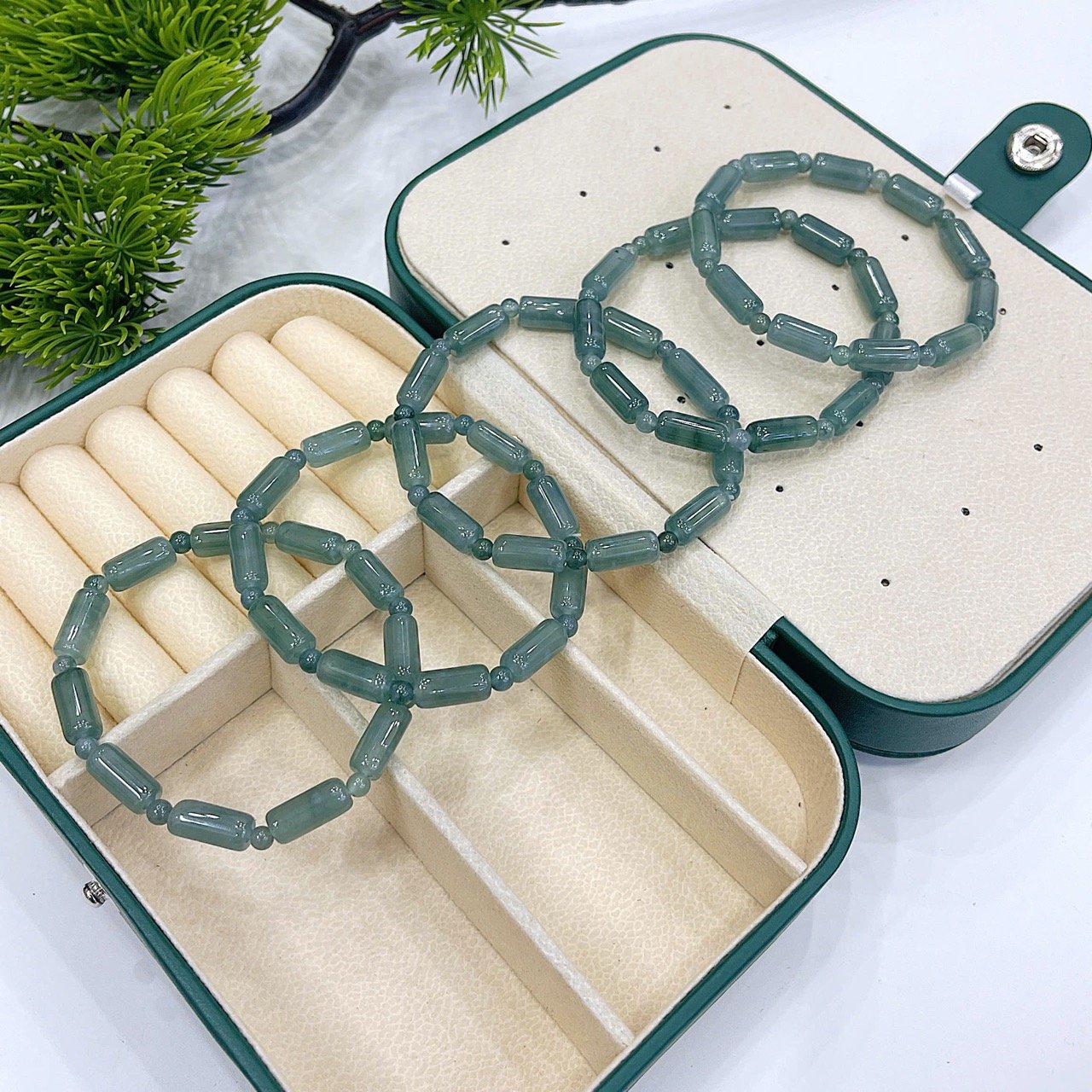 Vòng tay ngọc lam lu thống – thanh lọc năng lượng, chiêu tài giữ lộc